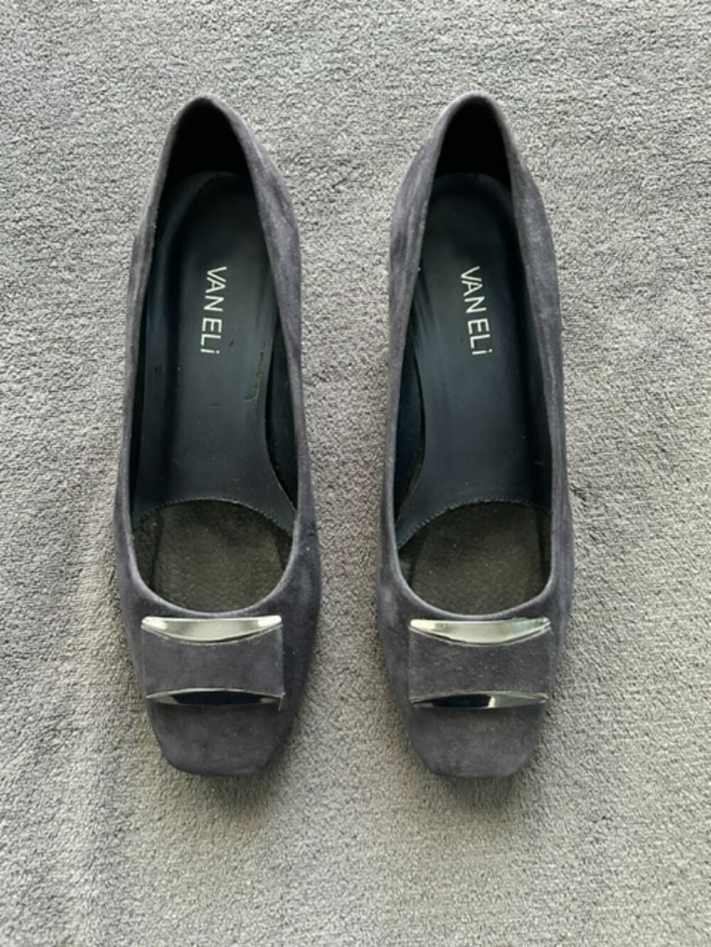 Women's Vaneli Dartan Navy Suede Pumps, Size 7-1/2W
